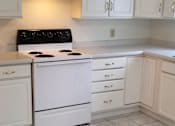 Thumbnail 10 of 35 - Como Lake Estates kitchen, St. Paul, Minnesota