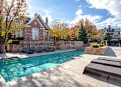 Thumbnail 15 of 19 - Pool deck