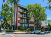 Thumbnail 3 of 18 - Stunning View Of The Property at Hollywood Vista, California, 90046