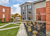 Thumbnail 3 of 30 - Fairwood Commons