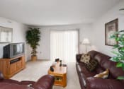 Thumbnail 19 of 21 - Living Room at Higgins Estates Apartments, Athens, AL, 35611
