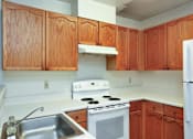 Thumbnail 20 of 39 - Kitchen at THE MEADOWS BY VINTAGE, Bellingham, WA