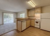 Thumbnail 18 of 21 - Kitchen at VINTAGE AT VANCOUVER, Vancouver, WA, 98662