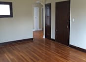 Thumbnail 18 of 21 - Living Room