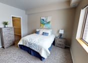 Thumbnail 10 of 34 - bedroom 