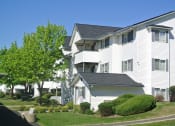 Thumbnail 2 of 32 - Spokane Valley, WA Farr Court Apartments lobby