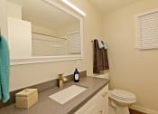 Thumbnail 3 of 8 - Bathroom