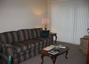 Thumbnail 5 of 6