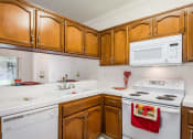 Thumbnail 21 of 30 - Gas Range Offered  at Dartmouth Tower at Shaw, California, 93612