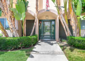 Thumbnail 2 of 5 - Main entrance