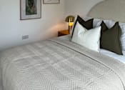 Thumbnail 8 of 14 - London Road typical bedroom