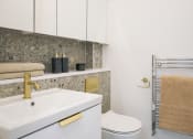 Thumbnail 10 of 29 - one of the bathrooms in slipway 19, a self catering holiday house to rent in rock