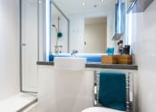 Thumbnail 13 of 20 - student accommodation en suite bathroom in glasgow
