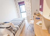 Thumbnail 12 of 20 - Roman House, Newcastle - Ensuite, 1