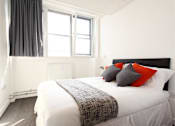 Thumbnail 12 of 13 - MyPad, Paisley  - En suite, 3