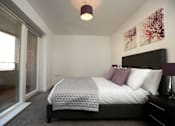 Thumbnail 5 of 10 - Bedroom