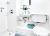 Thumbnail 19 of 22 - New Orient House, London - En suite, 6