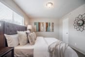 Thumbnail 8 of 15 - Gorgeous Bedroom at Parkwood, Irving, 75061