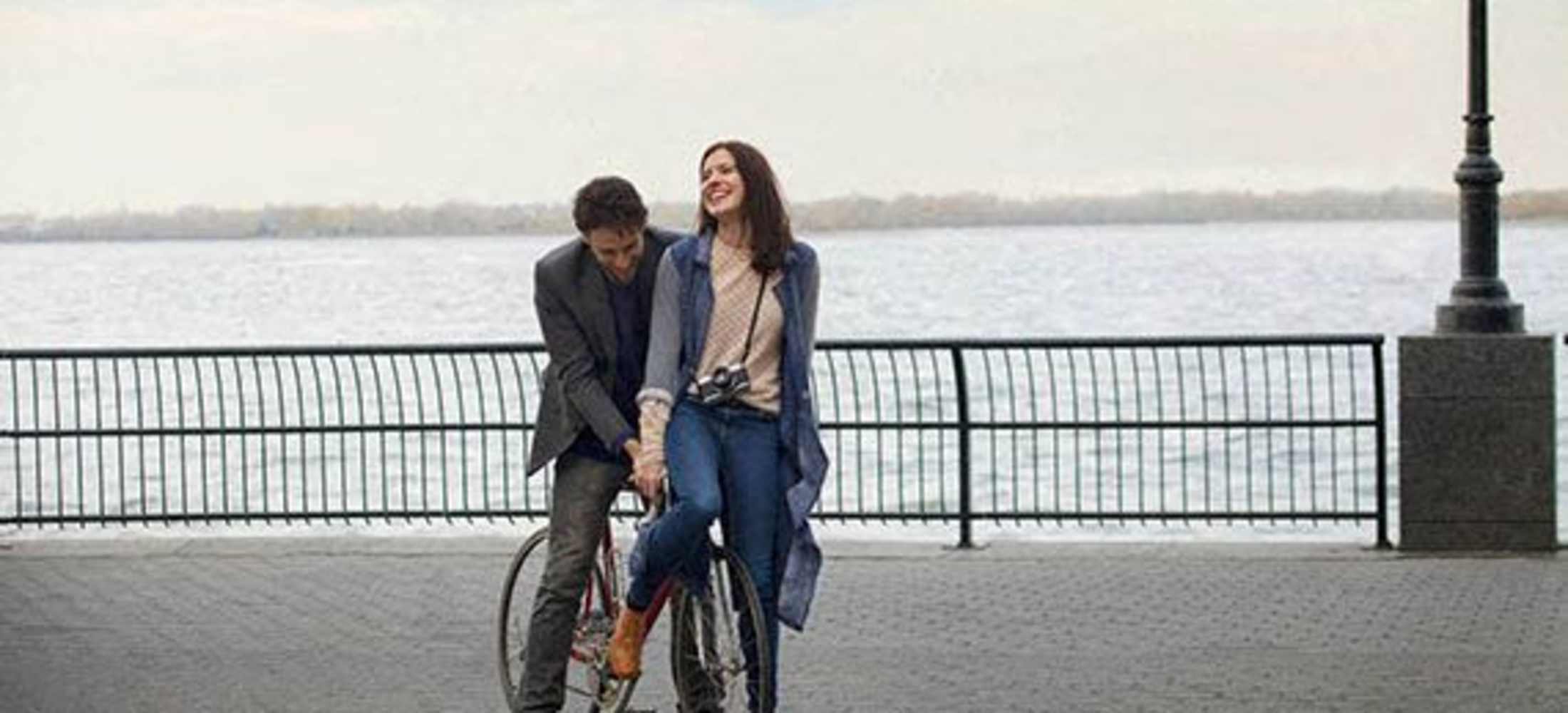 Cycling the Hudson Piers promenade