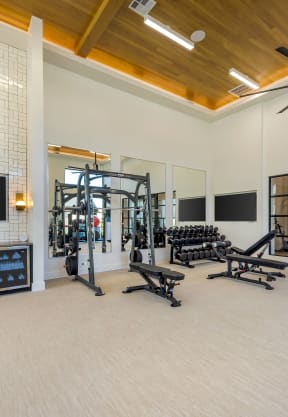 the gym at the monarch luxury apartments in windsor ca