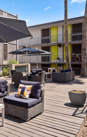 outdoor lounge area