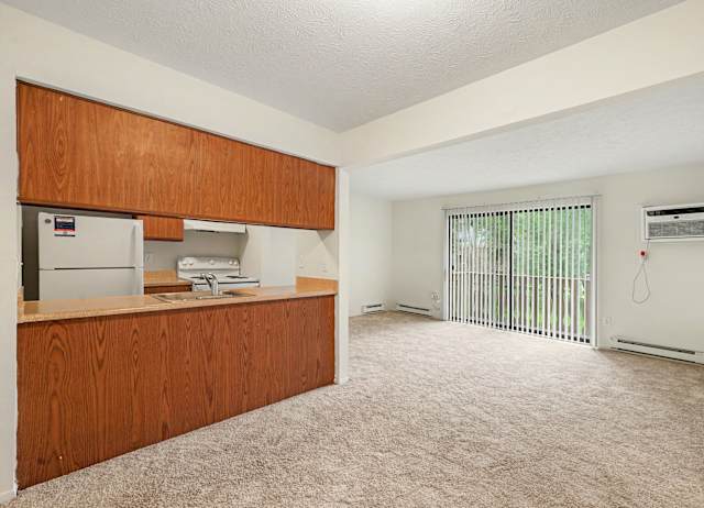 Eastgate Woods Apartments 9 of 12
