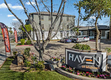 Building exterior at Haven at Midtown.