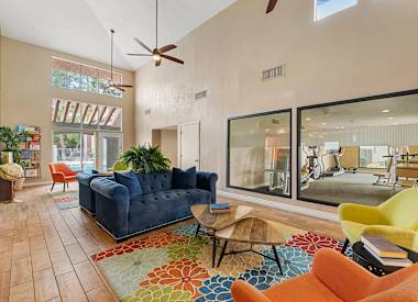 Resident clubhouse and shared interior space at Villa Toscana