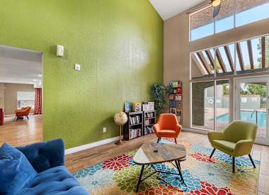 Resident clubhouse and shared interior space at Villa Toscana