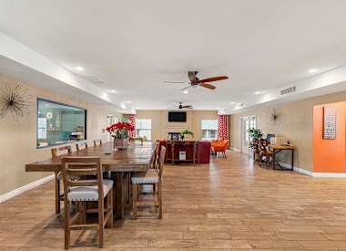 Resident clubhouse and shared interior space at Villa Toscana