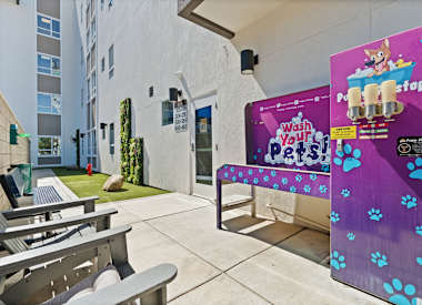 Outdoor table tennis area at Axis Camelback.