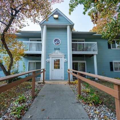 grierson apartments 306 prairie ronde street, decatur, mi 49045