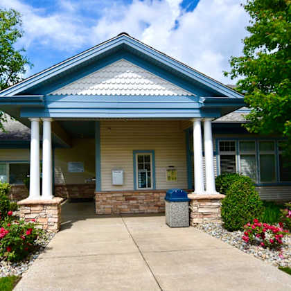 welcoming clubhouse at river run apartments, ohio, 44485