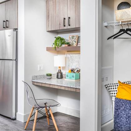 a kitchen or kitchenette at stay alfred on north capital