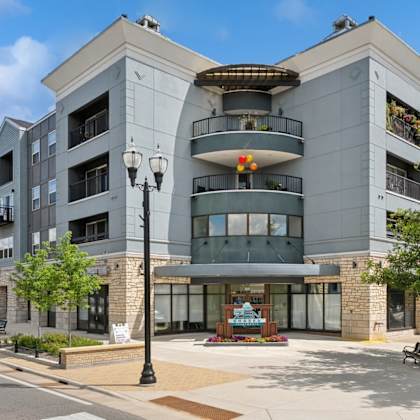 exterior view of zen chaska