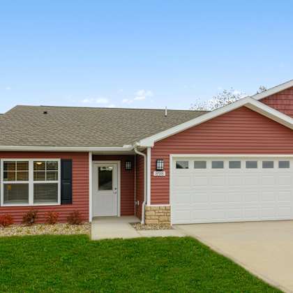 mansfield ohio apartment rentals redwood living redwood mansfield exterior