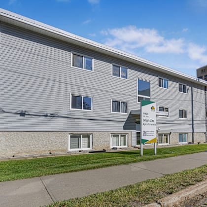 a building with a sign that says bramblewood estates on it.