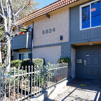 a house with the number 5824 on it.