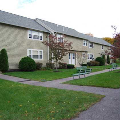 water's edge exterior 1