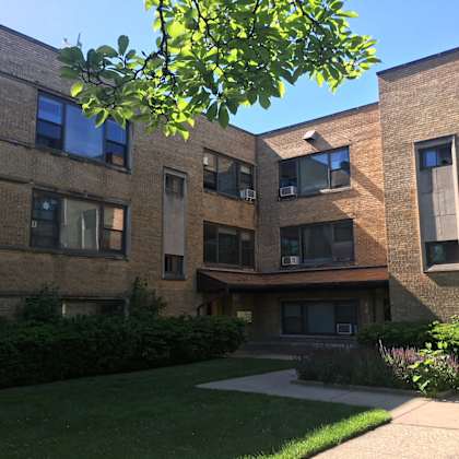 2800 albion exterior