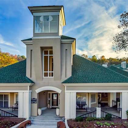 property exterior at beacon ridge apartments, prg real estate management, greenville, sc