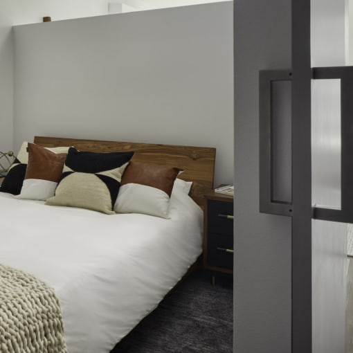 Property Details for Uptown at Kirkland Urban from Weidner Apartment Homes