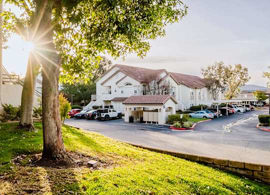 Exterior Landscape at Legends at Rancho Belago, Moreno Valley, CA