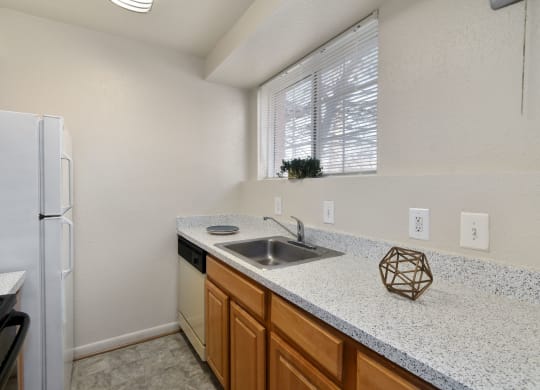 Granite Countertop Kitchen at The Fields of Old Town, Alexandria, 22302