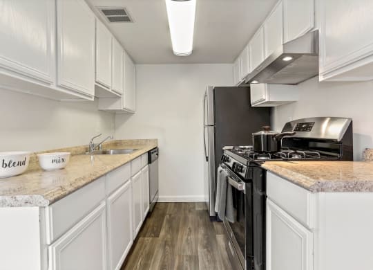 Fully Equipped Kitchen With Modern Appliances at The Fields of Alexandria, Alexandria, VA, 22304