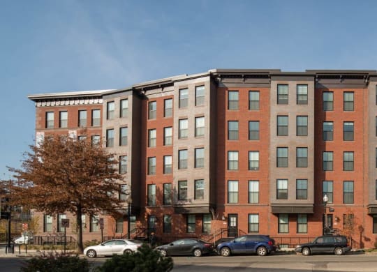 the building in which the apartment is located at Reed Row, Washington, Washington DC