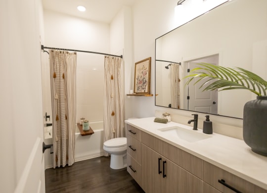 a bathroom with a sink and a toilet and a shower  at La Unión, Florida, 33605