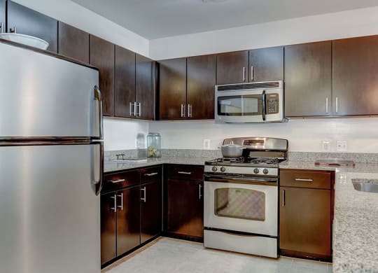 Refrigerator And Kitchen Appliances at Garfield Park, Arlington, 22201