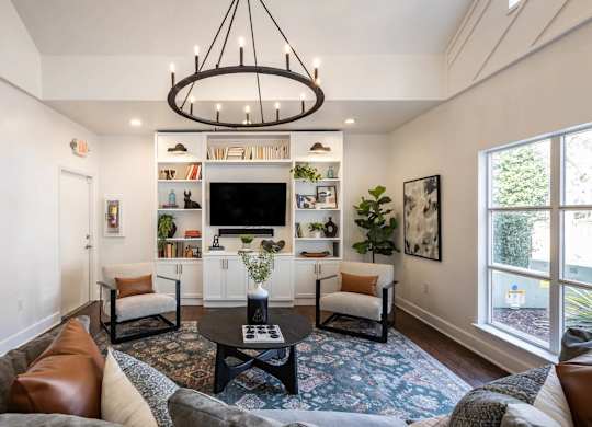 Lounge With TV at Crestline Cary, Cary North Carolina