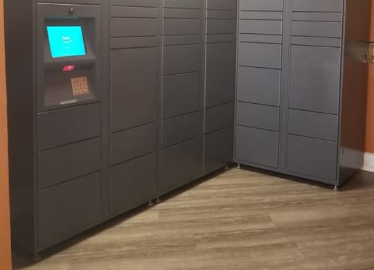 Package Loker at Waverly Place, South Carolina, 29418